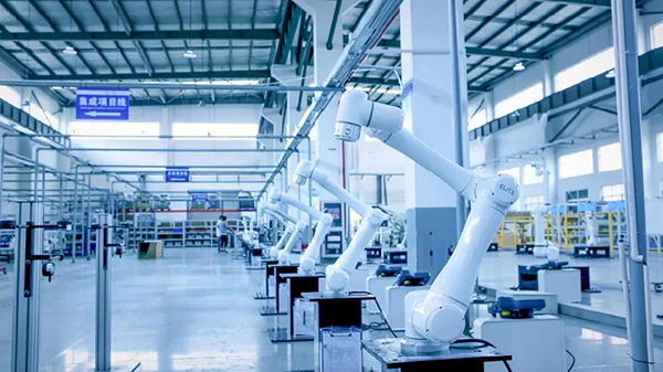 AG庄闲协作手臂,满足汽车行业复杂工艺需求